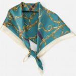 Хустка жіноча з принтом