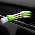 Щітка для чищення автомобільних вентиляційних отворів