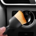 Щітка для чищення автомобіля